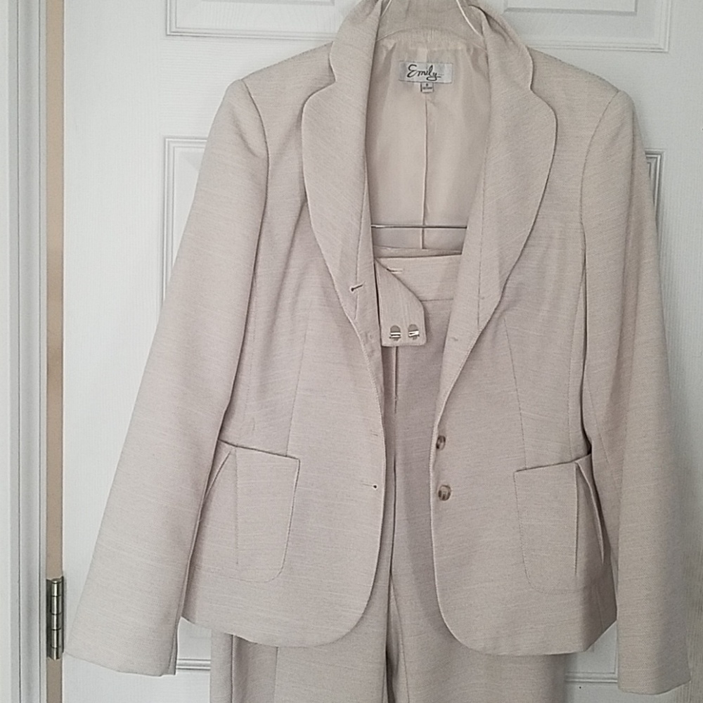 Pant Suit